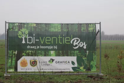 Bigger view of TerraCottem bvba steunt het bi-ventiel bos