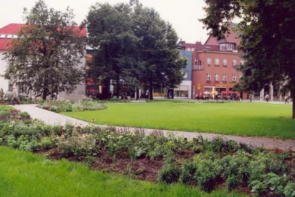 Bigger view of Rekonstrukce parkové plochy – Zlín, náměstí Míru
