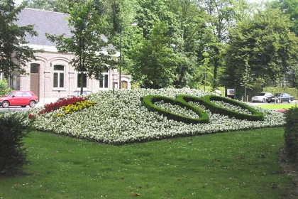 Bigger view of TerraCottem Universal / Complement trial in flower beds, Oudenaarde, Belgium.