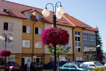 Bigger view of Závěsné květináče Otrokovice