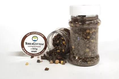 Bigger view of TerraCottem complement sample box
