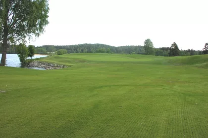 Bigger view of TerraCottem soil conditioning technology at Kytäyä Golf, Hyvinkaa, Finland.