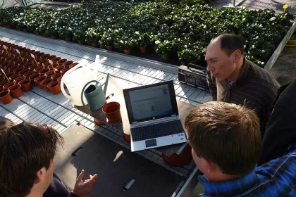 Bigger view of Plant growth is monitored, water consumption is measured, etc. All data is statistically analysed and a detailed report is made.