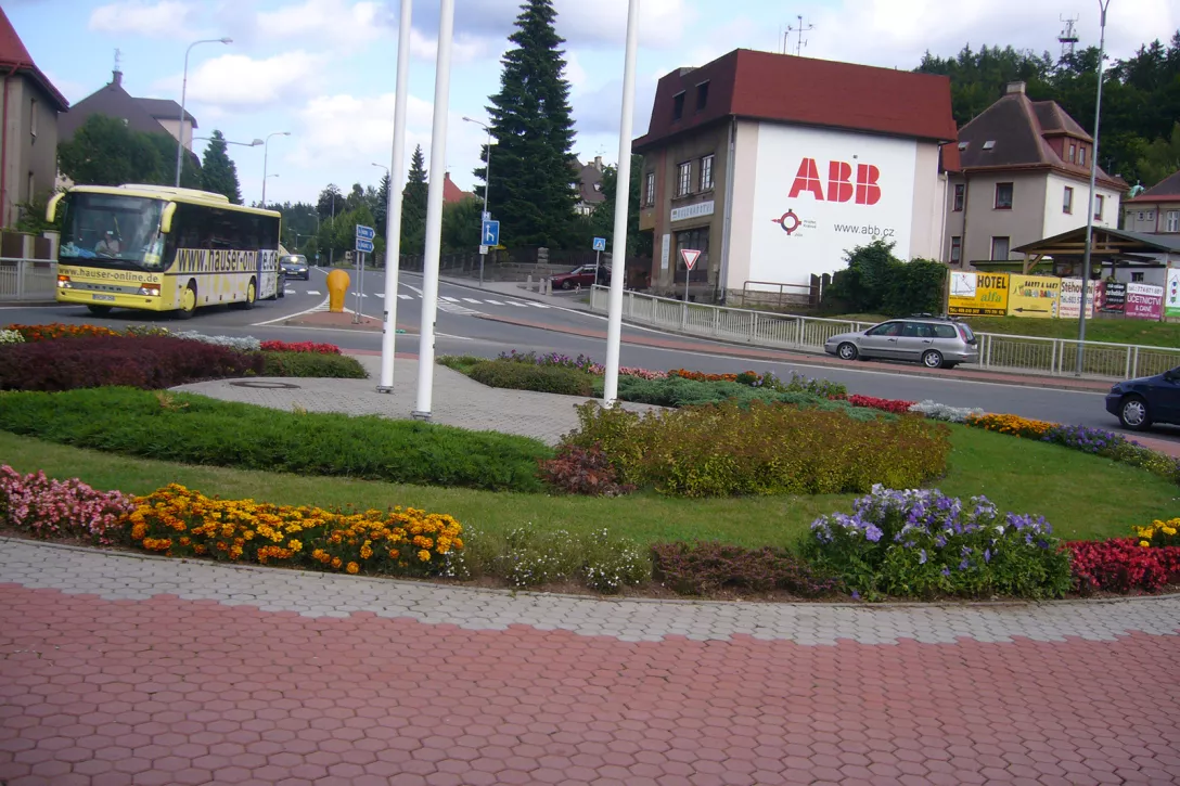 Bigger view of Květinové záhony v Trutnov